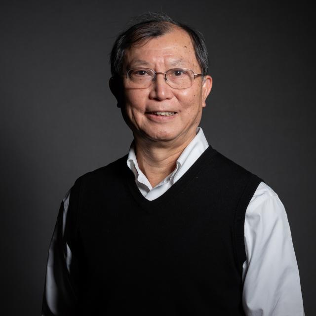Daniel Ou-Yang, Professor of Physics at Lehigh University